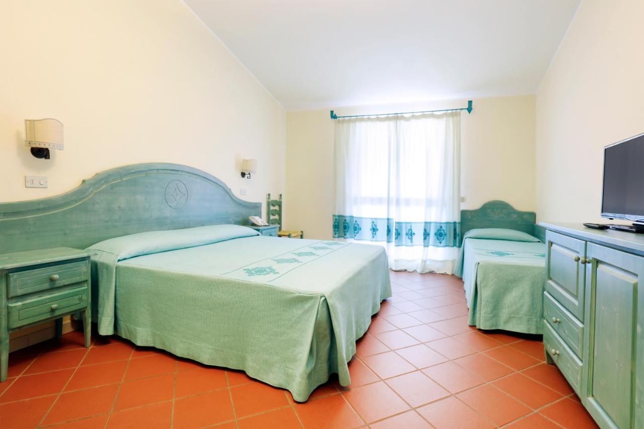 Hotel Baia Aranzos Pittulongu ภายนอก รูปภาพ