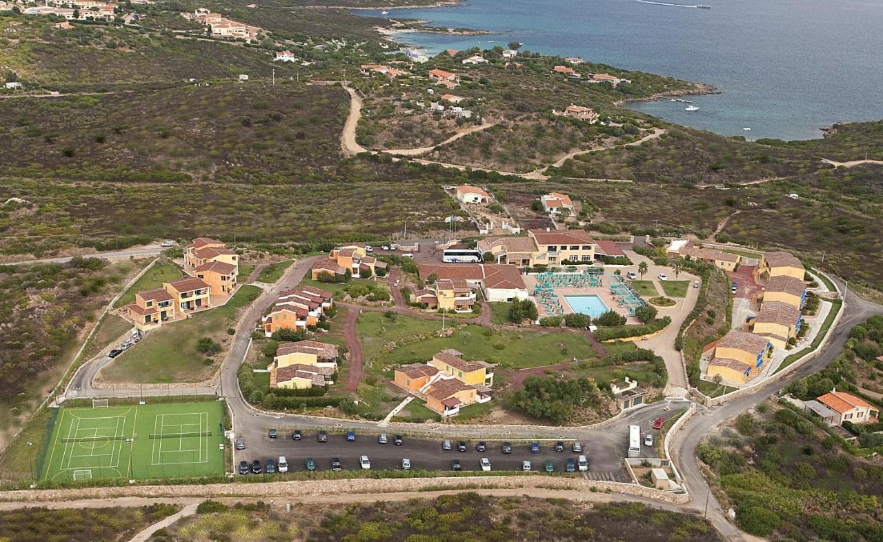 Hotel Baia Aranzos Pittulongu ภายนอก รูปภาพ